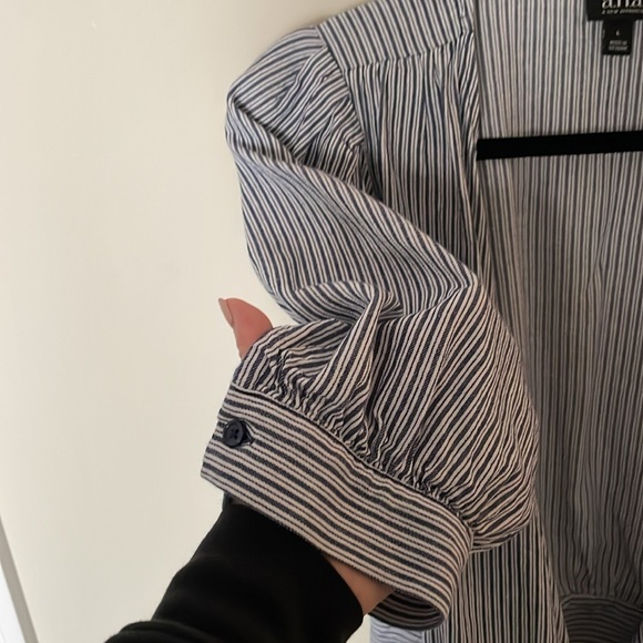 Pinstripe Cropped Wrap Top - Picture 6 of 8